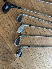 Ladies Golf set -only used once excellent conditionright handed - Photo 6