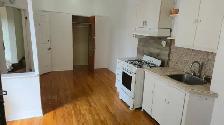 Beautiful studio for rent in iconic building in the Plateau! - Photo 5