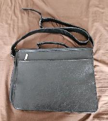 GUCCI LEATHER BAG (BLACK) - Photo 3