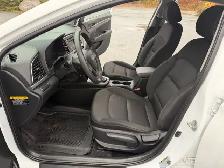 2017 HYUNDAI ELANTRA SE - Photo 10