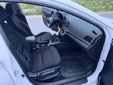 2017 HYUNDAI ELANTRA SE - Photo 14
