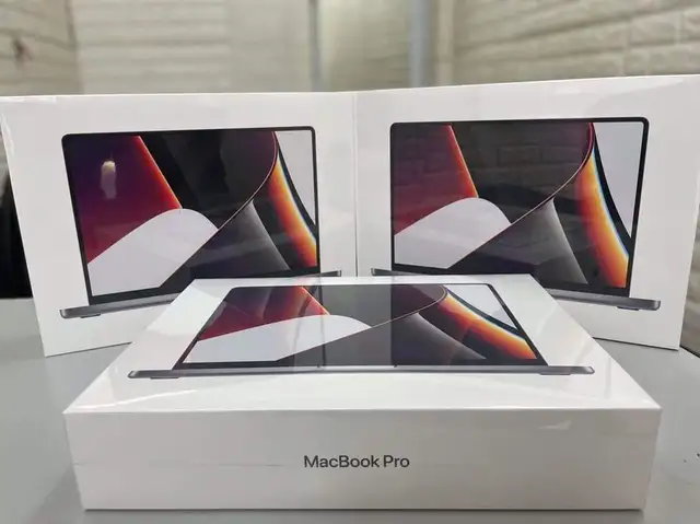 Back to School Sale Apple MacBook Pro & MacBook AIR 50% OFF Deal