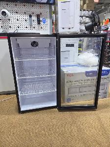 FRIGIDAIRE BEVERAGE CENTRE EFR335-6COM - Photo 2