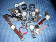 4 bags of 25 watches each bag all different brands all working - Photo 2