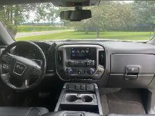 2014 GMC SIERRA. All terrain loaded with leather - Photo 9