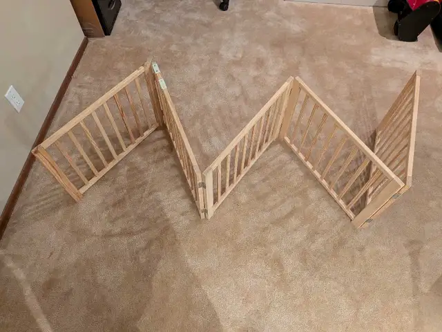 Dog Gate accordion