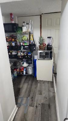 Furnished room all included Sept 1 move in, St. Clair & Christie - Photo 4