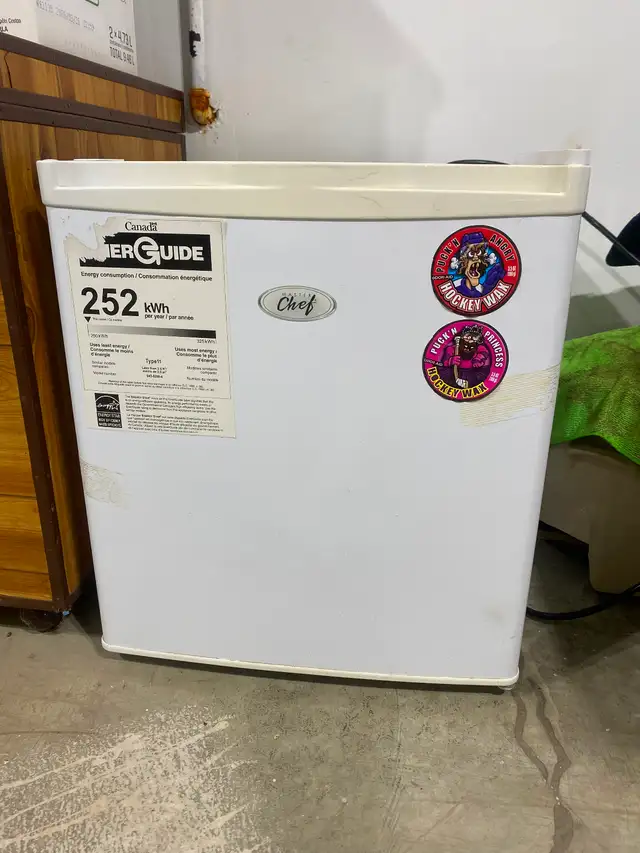 Mini fridge