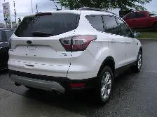 2017 Ford Escape SE 4WD - Photo 4