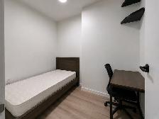 Private Rooms Available – Shared 4-Bedroom Homes in Downtown Van - Photo 7