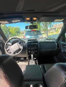 2009 Ford Escape - Photo 5