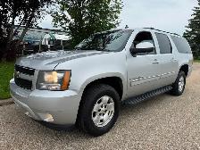 2011 Chevrolet Suburban LT - 7 PASSENGER - LEATHER / DVD / CAMER