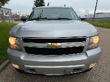 2011 Chevrolet Suburban LT - 7 PASSENGER - LEATHER / DVD / CAMER - Photo 7