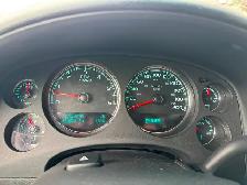 2011 Chevrolet Suburban LT - 7 PASSENGER - LEATHER / DVD / CAMER - Photo 19