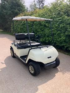 Yamaha Gas Golf Cart - Photo 3