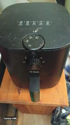 T-FAL AIR FRYER: $40 (NEW CONDITIIN- used maybe 5 times) - Photo 3