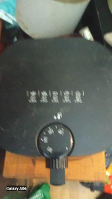 T-FAL AIR FRYER: $40 (NEW CONDITIIN- used maybe 5 times) - Photo 4