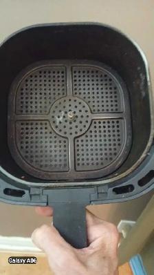 T-FAL AIR FRYER: $40 (NEW CONDITIIN- used maybe 5 times) - Photo 8