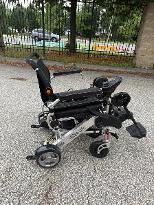 EZEE Life Foldable Electric Wheelchair NEW - Photo 3
