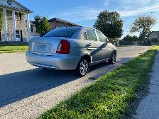 Hyundai Accent GLS - Photo 2