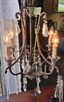 Chandelier with shades - Photo 3