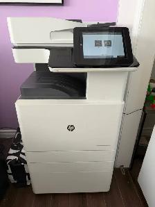 Gros photocopieur HP  couleur presque neuf peu utilisée - Photo 2