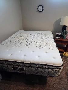 free queen bed and boxspring