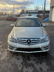 Mercedes-Benz C350 2012