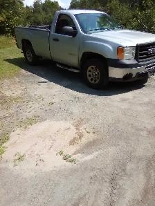 2013  GMC SIERRA WT 4X4 $3900$ - Photo 2