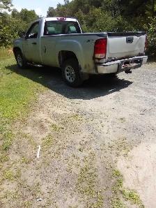 2013  GMC SIERRA WT 4X4 $3900$ - Photo 7