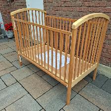 Bellamy solid wood baby crib - Photo 3