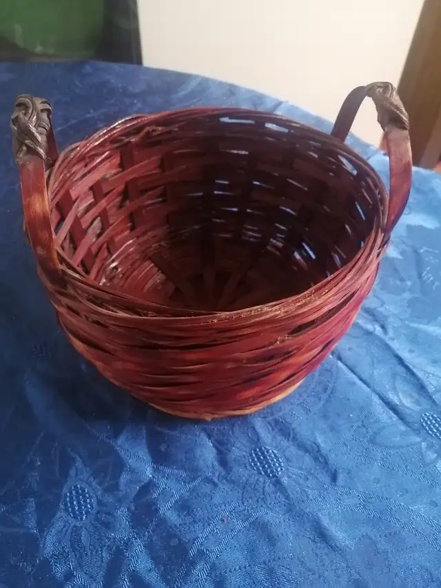 Straw baskets $3 each