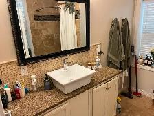 Gorgeous 2 Bedroom in Old East Village - Sept or Oct 1 - Photo 3