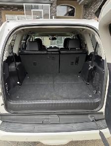 Great Condition 2011 Lexus GX 460 AWD FULLY LOADED - Photo 9