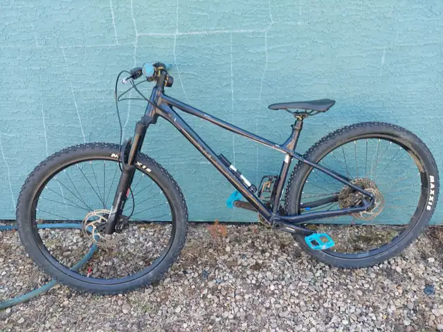2022 Norco Fluid HT 1 (Hardtail) All-Terrain Bike