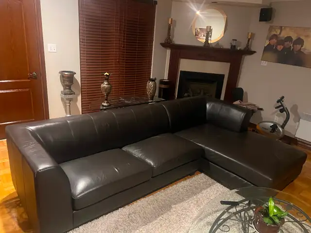Sofa sectionnel en cuire
