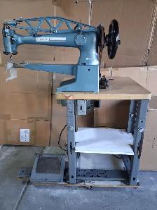 SINGER SEWING MACHINE  ELECTRIC