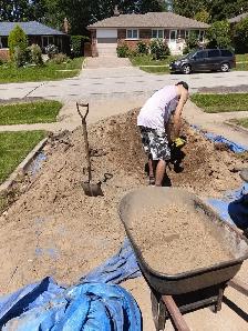 I do labour/gardening/moving and am available! 647647-571-9326