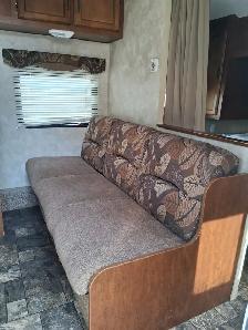 2013 27foot Coachman Catalina. - Photo 4