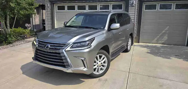 2017 Lexus LX570