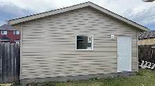 Upper Level Bi-Level Suite in NE with seperate entrance - Photo 3