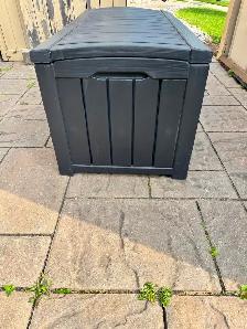 Keter Glenwood 101-Gallon Deck Box - Photo 5