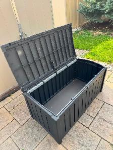 Keter Glenwood 101-Gallon Deck Box - Photo 8
