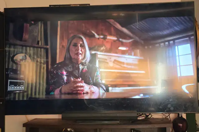 85 inch Samsung 4K QLED Smart tv