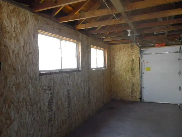 Single Garage in Great Area - Safe and Secure