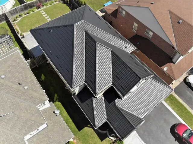 Metal Roofs in Ontario