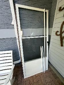 storm door 36x80 - Photo 2