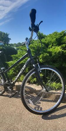 Norco Yorkville 21 Speed Bicycle - Photo 2