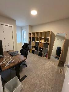 3 Bed/ 2.5 Bath Townhouse for Rent - Photo 8