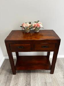 Urban Barn Side Table - Photo 2